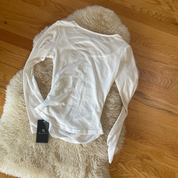 *NWT Micoson Mesh Cutout white top - Picture 7 of 8